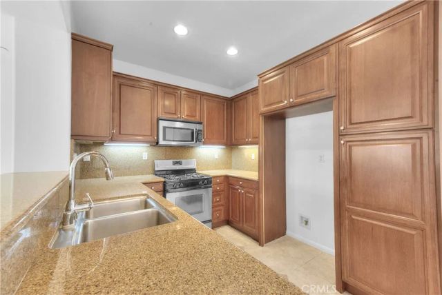 17871 Shady View 505, Chino Hills, CA 91709