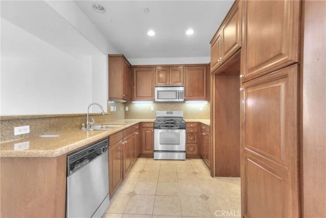 17871 Shady View 505, Chino Hills, CA 91709