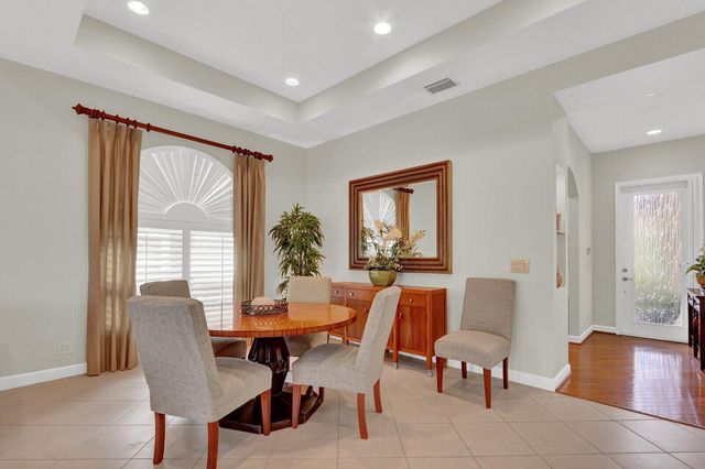 7064 Torrey Pines Circle, Port St. Lucie, FL 34986