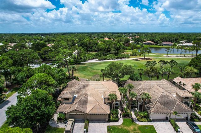 7064 Torrey Pines Circle, Port St. Lucie, FL 34986