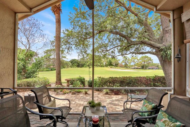 7064 Torrey Pines Circle, Port St. Lucie, FL 34986