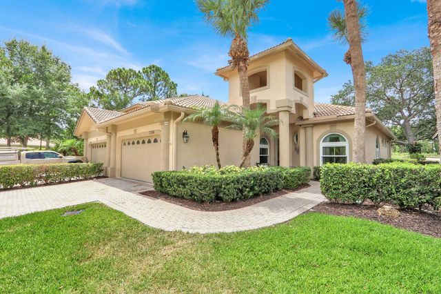 7064 Torrey Pines Circle, Port St. Lucie, FL 34986