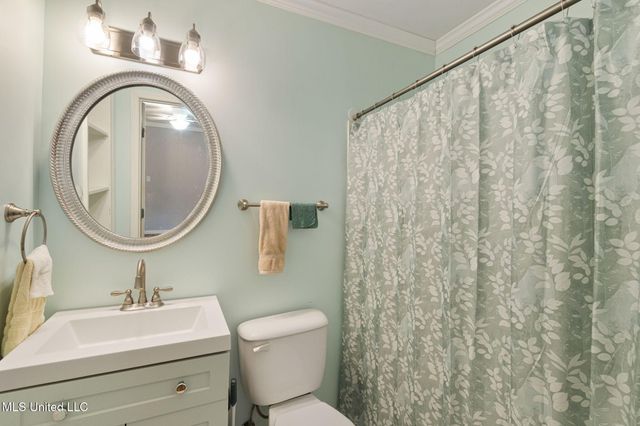 324 Emerson Drive, Hattiesburg, MS 39401