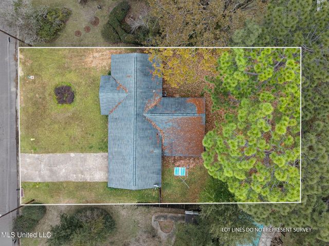 324 Emerson Drive, Hattiesburg, MS 39401