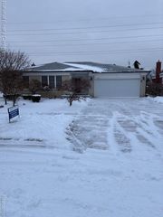 32138 Bradner Drive, Warren, MI 48088