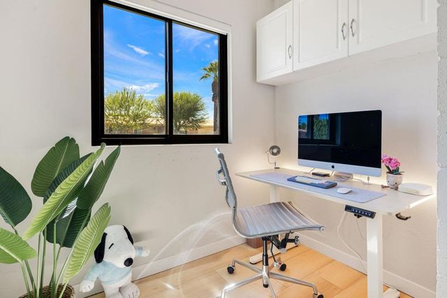 2227 Paseo Roseta, Palm Springs, CA 92262