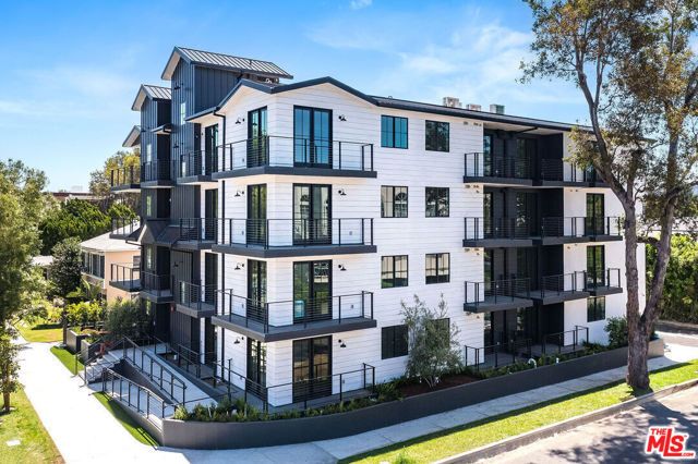 10352 Riverside Drive 103, Toluca Lake (los Angeles), CA 91602