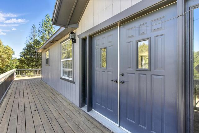 2700 Freshwater Ln, El Dorado, CA 95623