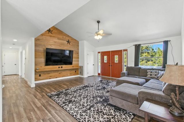 2700 Freshwater Ln, El Dorado, CA 95623