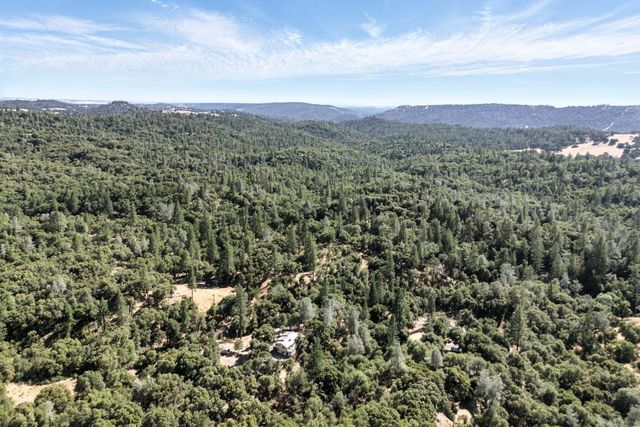 2700 Freshwater Ln, El Dorado, CA 95623