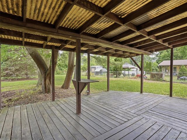 37843 Emery Street, Clinton Township, MI 48036