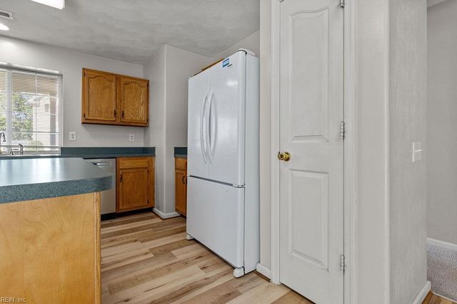 1313 Duchess Of York QUAY, Chesapeake, VA 23320