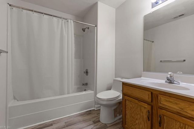 1313 Duchess Of York QUAY, Chesapeake, VA 23320