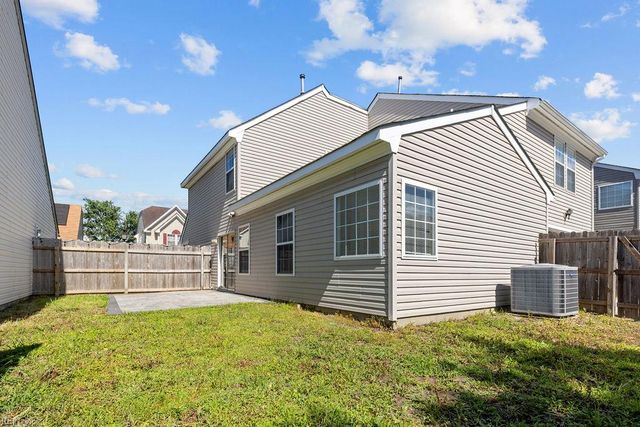 1313 Duchess Of York QUAY, Chesapeake, VA 23320