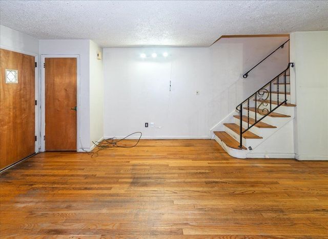 191 NUNDA AVE, Jc, Journal Square, NJ 07306