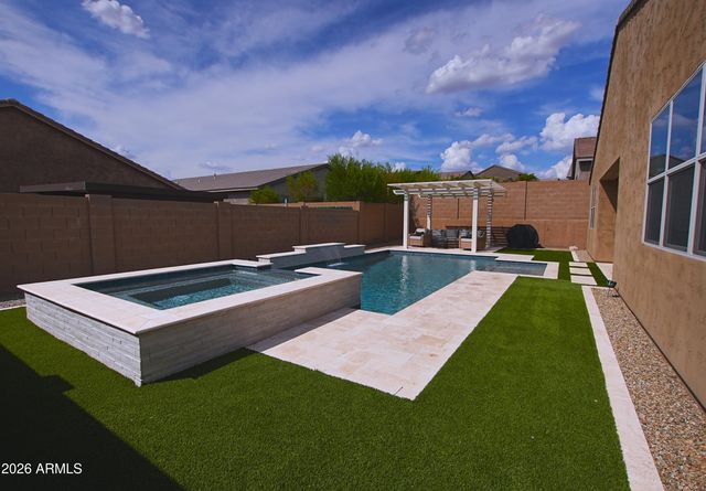 3016 W TUMBLEWEED Drive, Phoenix, AZ 85085