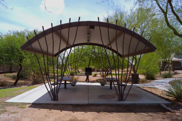 3016 W TUMBLEWEED Drive, Phoenix, AZ 85085