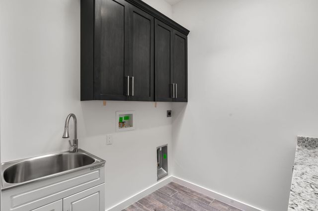 1400 Abrazo Road NE, Rio Rancho, NM 87124