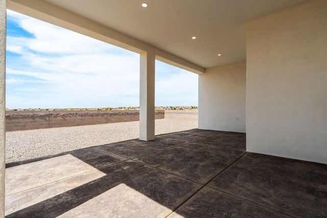 1400 Abrazo Road NE, Rio Rancho, NM 87124