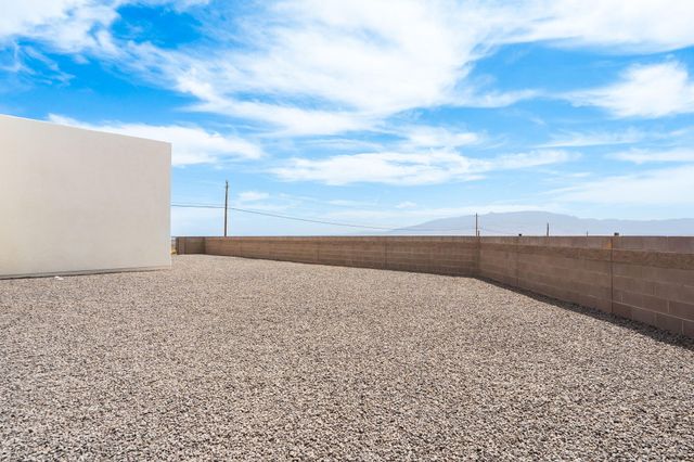 1400 Abrazo Road NE, Rio Rancho, NM 87124