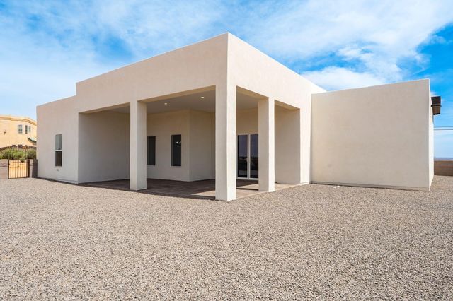 1400 Abrazo Road NE, Rio Rancho, NM 87124