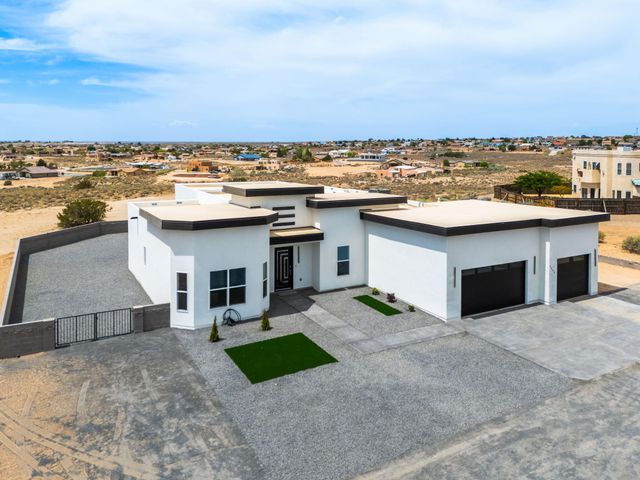 1400 Abrazo Road NE, Rio Rancho, NM 87124
