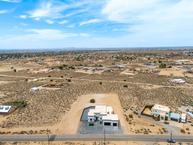 1400 Abrazo Road NE, Rio Rancho, NM 87124