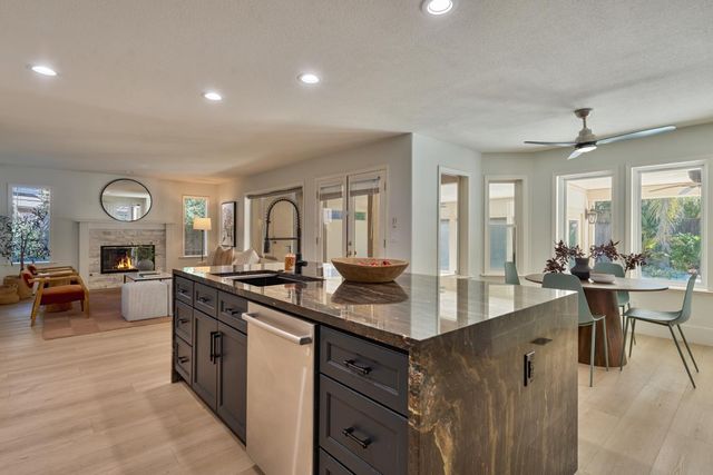 6901 Fallsbrook Ct, Granite Bay, CA 95746