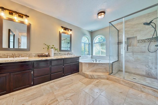 6901 Fallsbrook Ct, Granite Bay, CA 95746