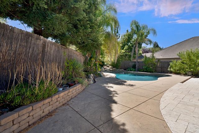 6901 Fallsbrook Ct, Granite Bay, CA 95746
