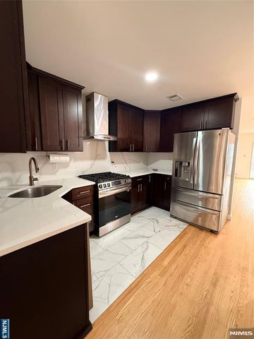 154 McAdoo Avenue, Jersey City, NJ 07305