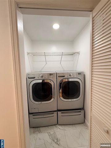 154 McAdoo Avenue, Jersey City, NJ 07305