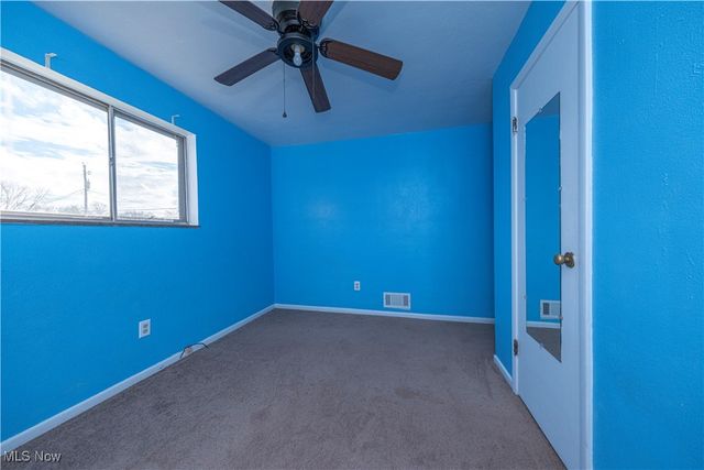 132 Linmar Street, Wintersville, OH 43953