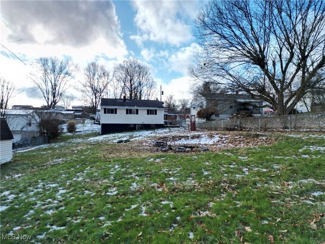 132 Linmar Street, Wintersville, OH 43953