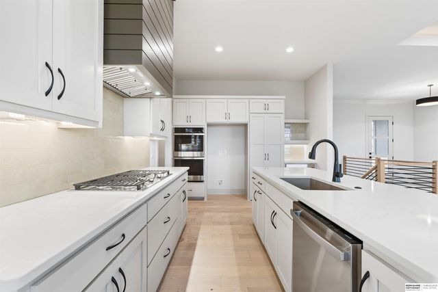 21014 Atwood Avenue, Elkhorn, NE 68022