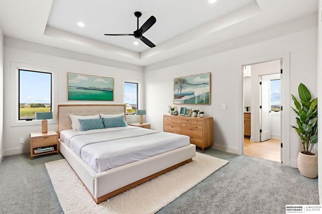 21014 Atwood Avenue, Elkhorn, NE 68022