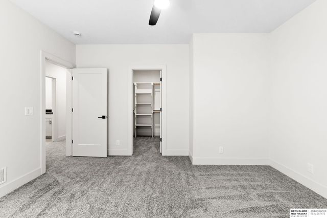 21014 Atwood Avenue, Elkhorn, NE 68022