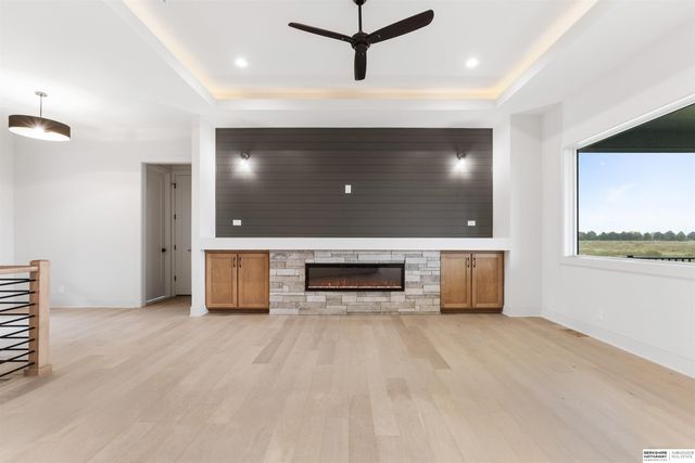 21014 Atwood Avenue, Elkhorn, NE 68022