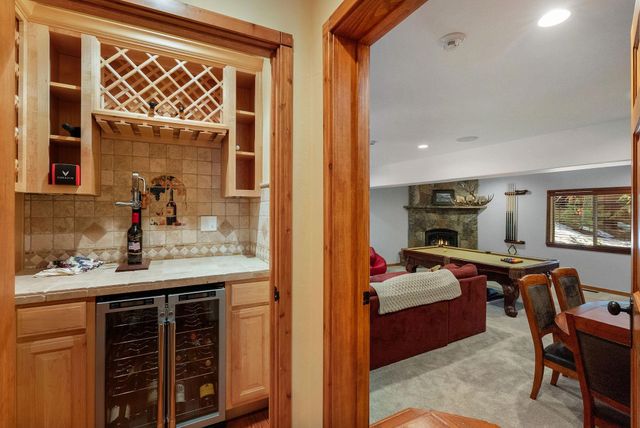 12987 Hillside Drive, Truckee, CA 96161