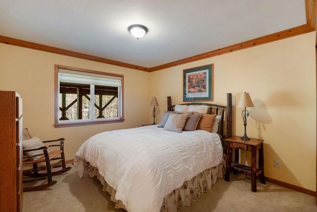 12987 Hillside Drive, Truckee, CA 96161