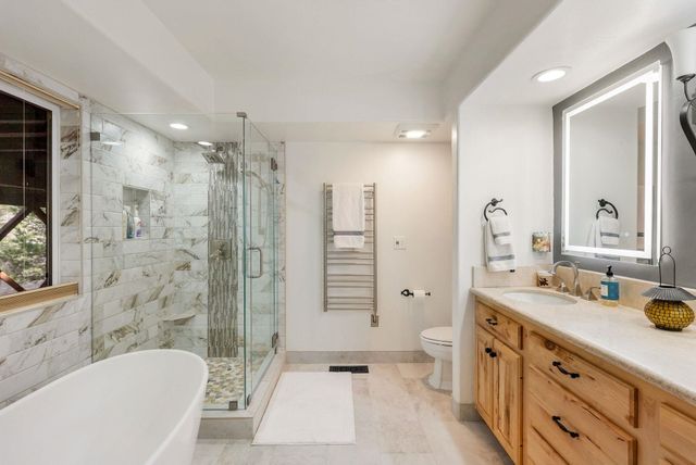 12987 Hillside Drive, Truckee, CA 96161