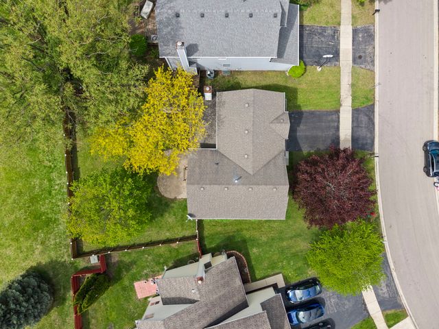 900 Chelsea Court, Aurora, IL 60504