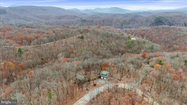 1944 CROSSINGS VIEW RD, Paw Paw, WV 25434