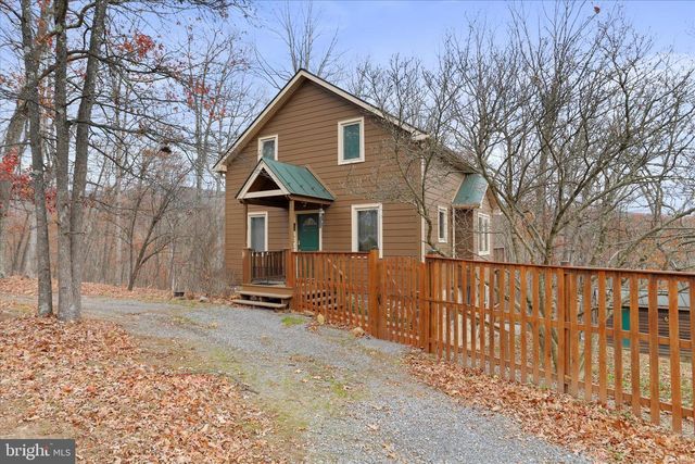 1944 CROSSINGS VIEW RD, Paw Paw, WV 25434