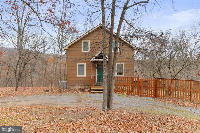 1944 CROSSINGS VIEW RD, Paw Paw, WV 25434