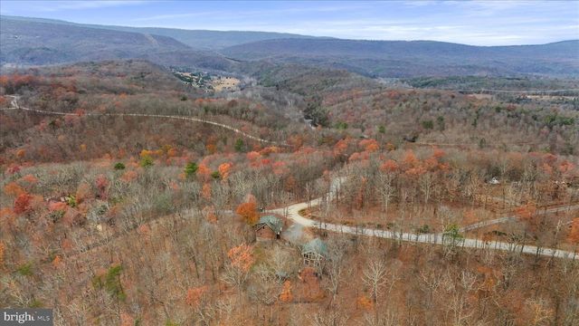 1944 CROSSINGS VIEW RD, Paw Paw, WV 25434