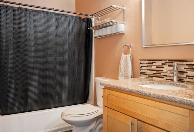 1629 Pentecost Way 2, San Diego, CA 92105