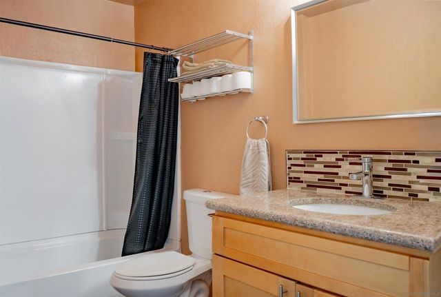 1629 Pentecost Way 2, San Diego, CA 92105