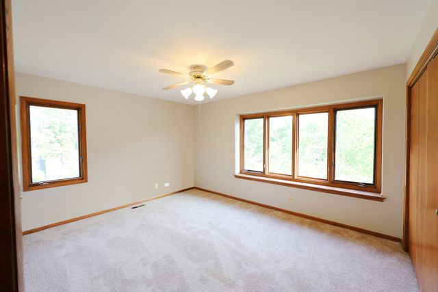 8216 Eynsford Drive, Orland Park, IL 60462