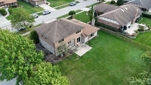 8216 Eynsford Drive, Orland Park, IL 60462